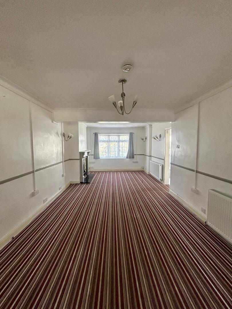 Adelphi Crescent, Hayes